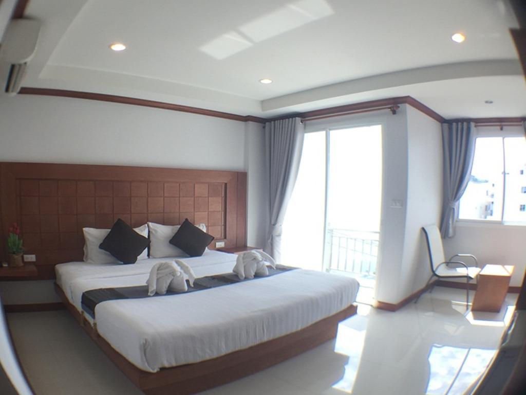 Thira Khách sạn Patong