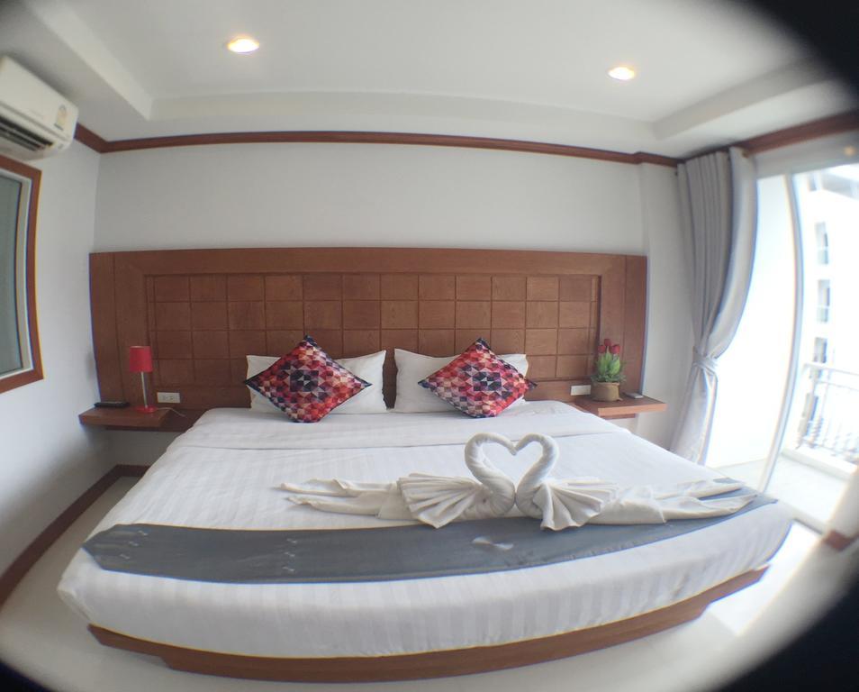 Khách sạn Thira Patong