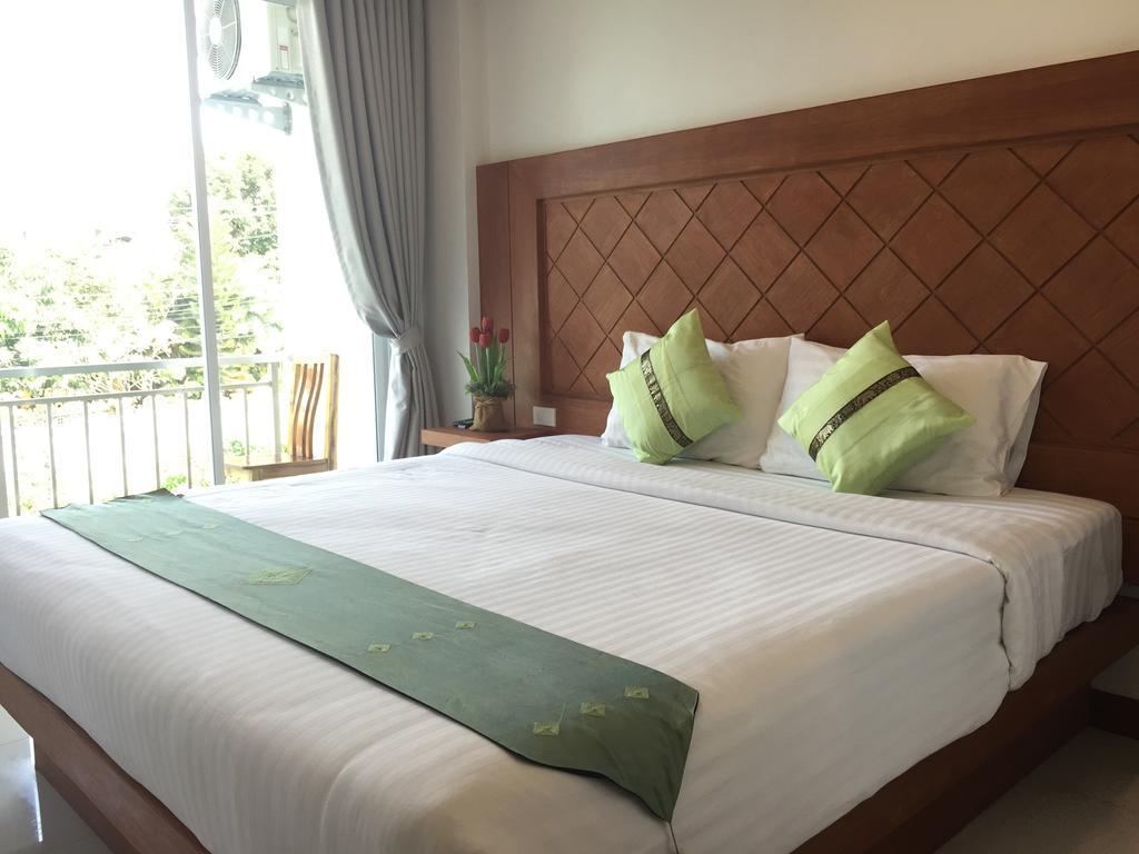 Thira Khách sạn Patong